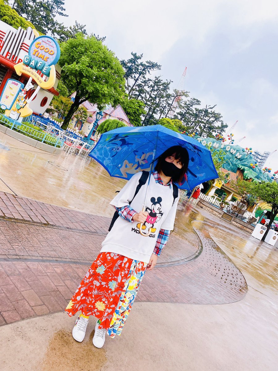 雨のディズニーランド