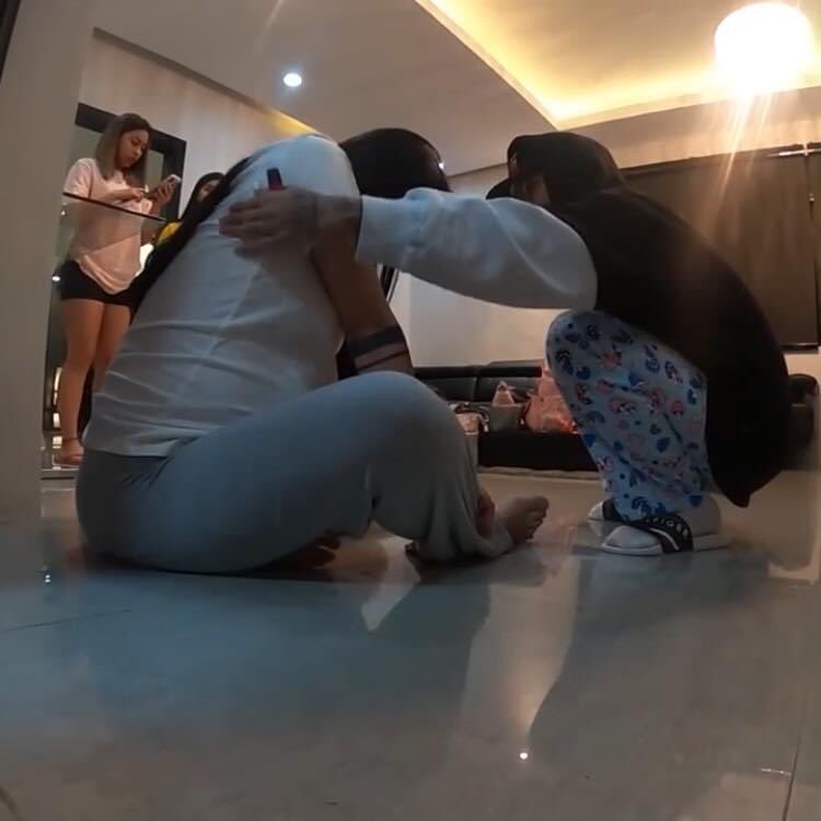 ZebbyxDaryl's tweet photo. The way kung pano ihandle ni Daryl ung situation and kung pano nya pakalmahin si zeb🥺💛 He did the right thing, pinakalma nya lahat and pinayuhan na wag mag panic💯

New Vlog!!
🔗 https://t.co/I2konWsxNY
@ZeinabHarake11 @skustacleezy16 https://t.co/LN1CQqjLuf