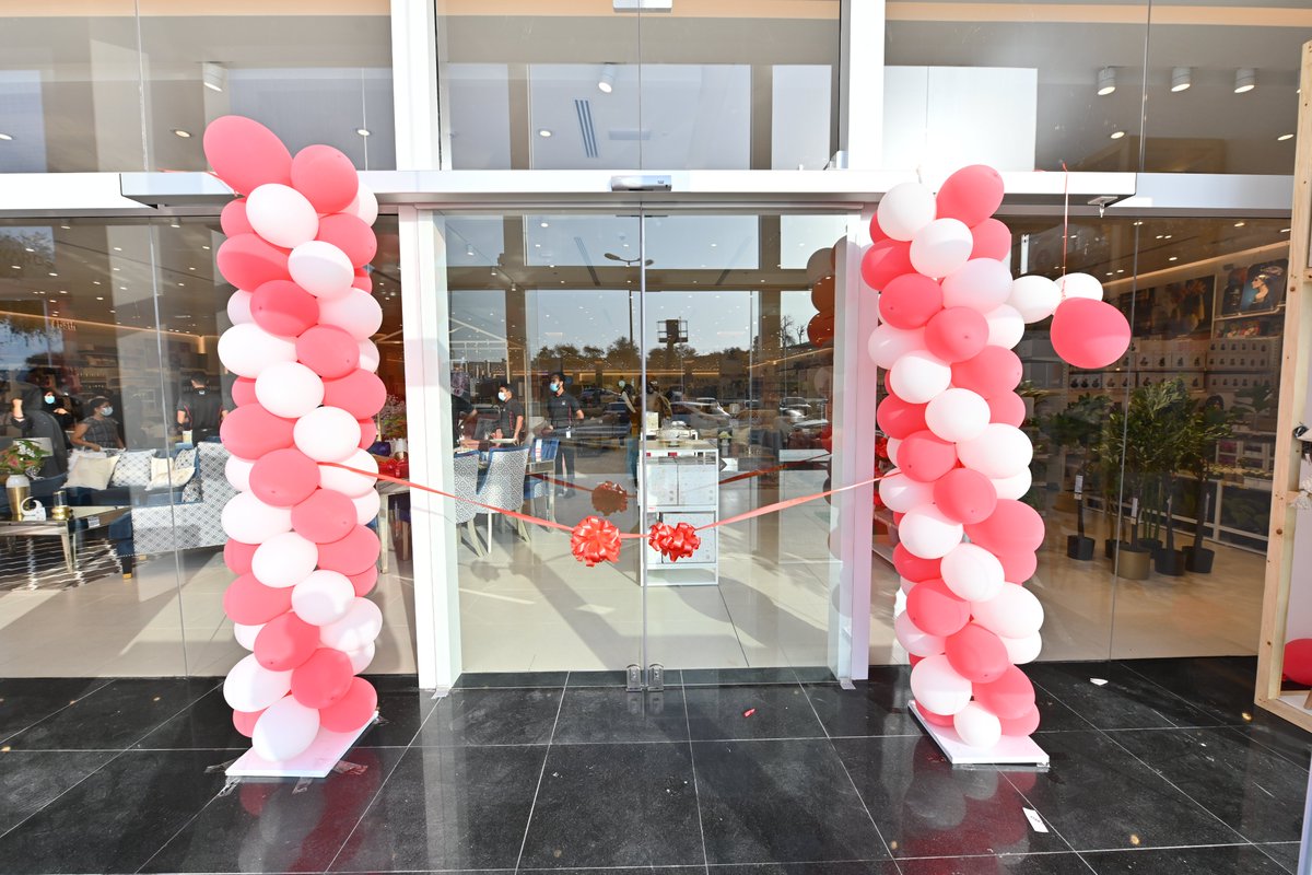 SAKSHI_ADVT_PR's tweet photo. Home Box Store opening @ Ras Al Khaima served by Sakshi Advertising &amp; PR team. 
-Ribbon cutting ceremony
-Print &amp; Production
-Branding 
-Balloon Decor'
-Kahwa, Dates &amp; Catering Services
-Photography 
Contact us for 360 Degrees Advertising, Marketing and Event Planning. https://t.co/oUS0yT84T6