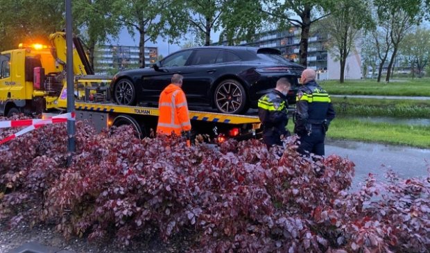Porsche Panamera in beslag genomen in Drachten - ..