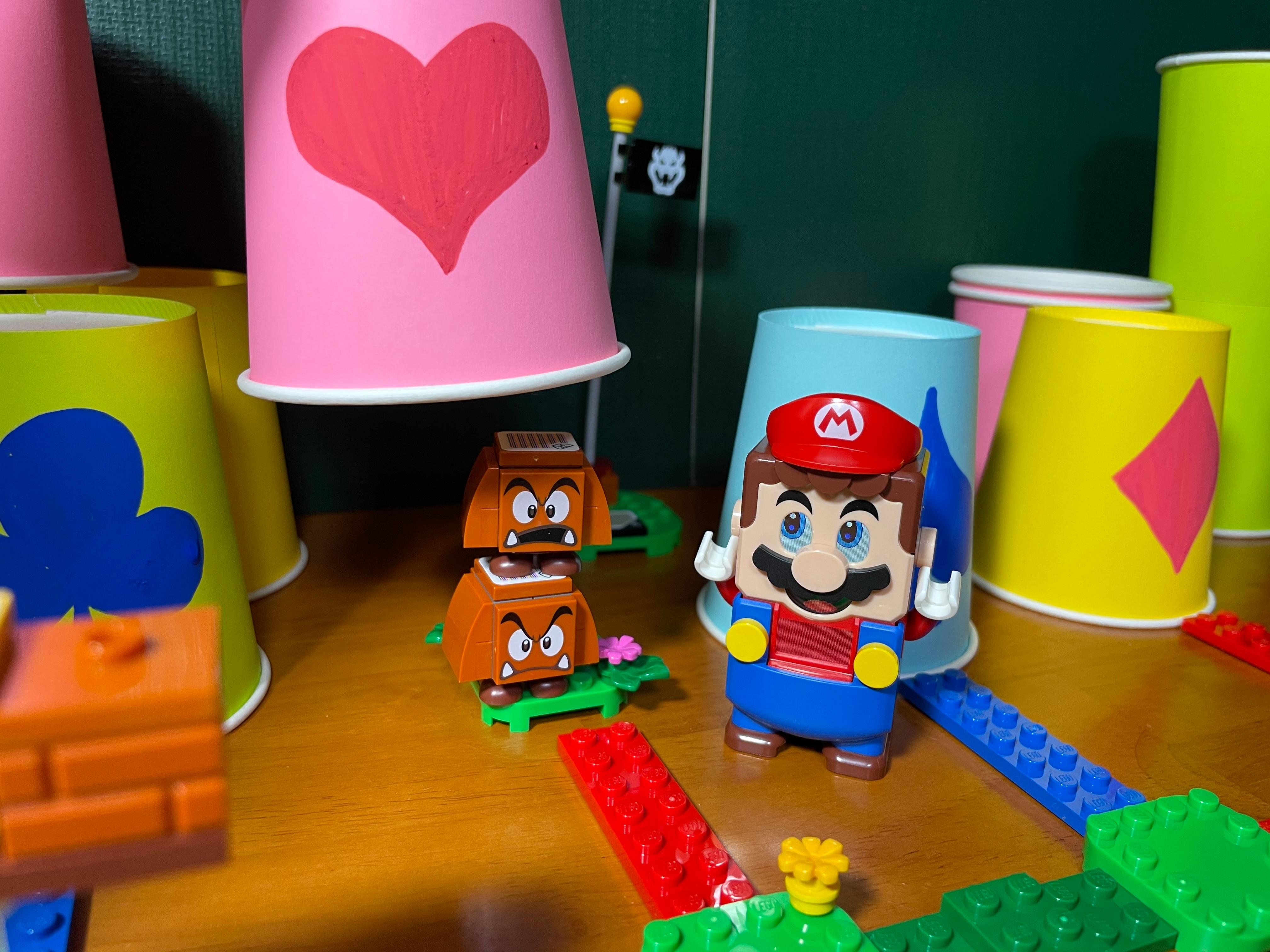 レゴ ジャパン公式 レゴ スーパーマリオみんなのコース大集結チャレンジ レゴストア 富士見店の コップの中身は スーパーマリオのトランプくじ引きチャレンジコース トランプと同じマークの紙コップを開くとキャラクターが現れる みなさんの投稿