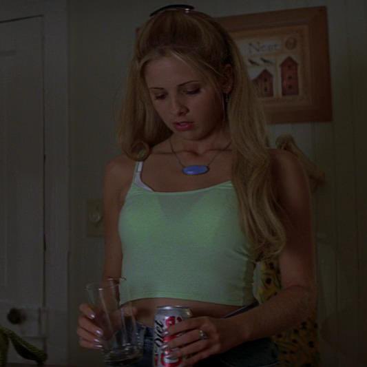mxvies's tweet image. sarah michelle gellar as helen shivers - i know what you did last summer (1997)