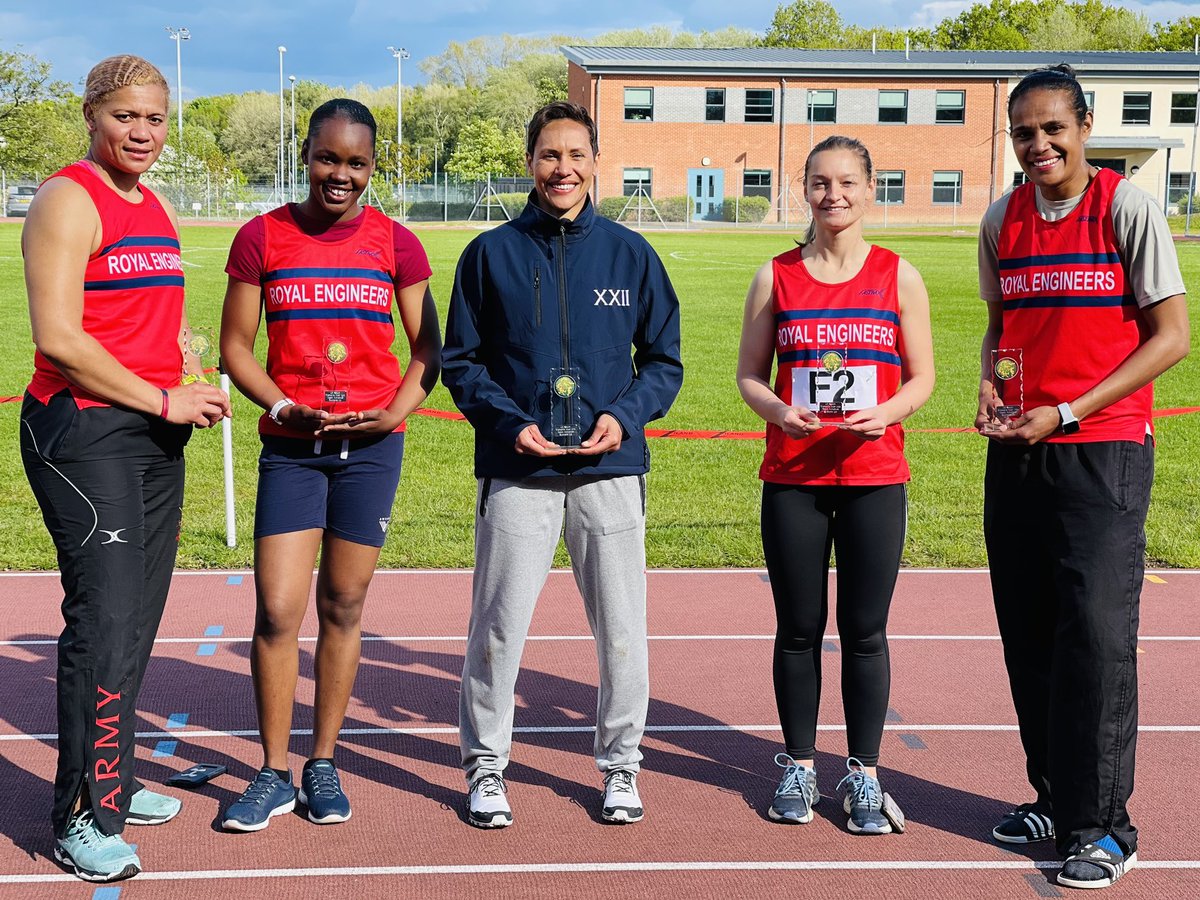 BolakoroDee's tweet photo. UK SOUTH WOMEN INTER UNIT TEAM ATHLETICS RUNNERS UP βΌοΈ π₯ Five females vs 17 units - 2ND PLACE! πͺπ½ Team performance π€ SO PROUD ππΎ@22_Engr_Regt @22EngrRegt @22_ENGR_LAD @ArmySportASCB #royalengineerswomenathletes #sappersleadtheway #armystrong https://t.co/7mggAjBlfW