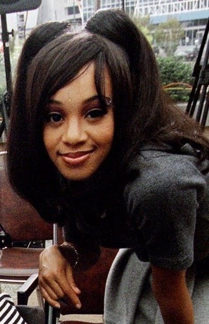 Happy heavenly birthday to the first woman that introduced me to rap/hip-hop, lisa left eye lopes   