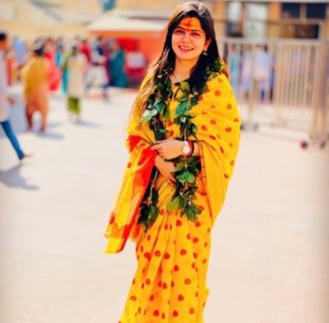 Shubhamvns19's tweet photo. @iSinghApurva दीदी को #182k फॉलोअर्स होने की बहुत-बहुत बधाई एवं शुभकामनाएं ।
मैं प्रभु श्री राम जी से प्रार्थना करता हूं कि आपके फॉलोवर्स अनंत तक बढ़ाते रहें साथ ही आप भी आगे बढ़ती रहें
प्रभु रामचन्द्र जी जल्द ही आपके #200k पूरे करें https://t.co/fLyLCRBpKn