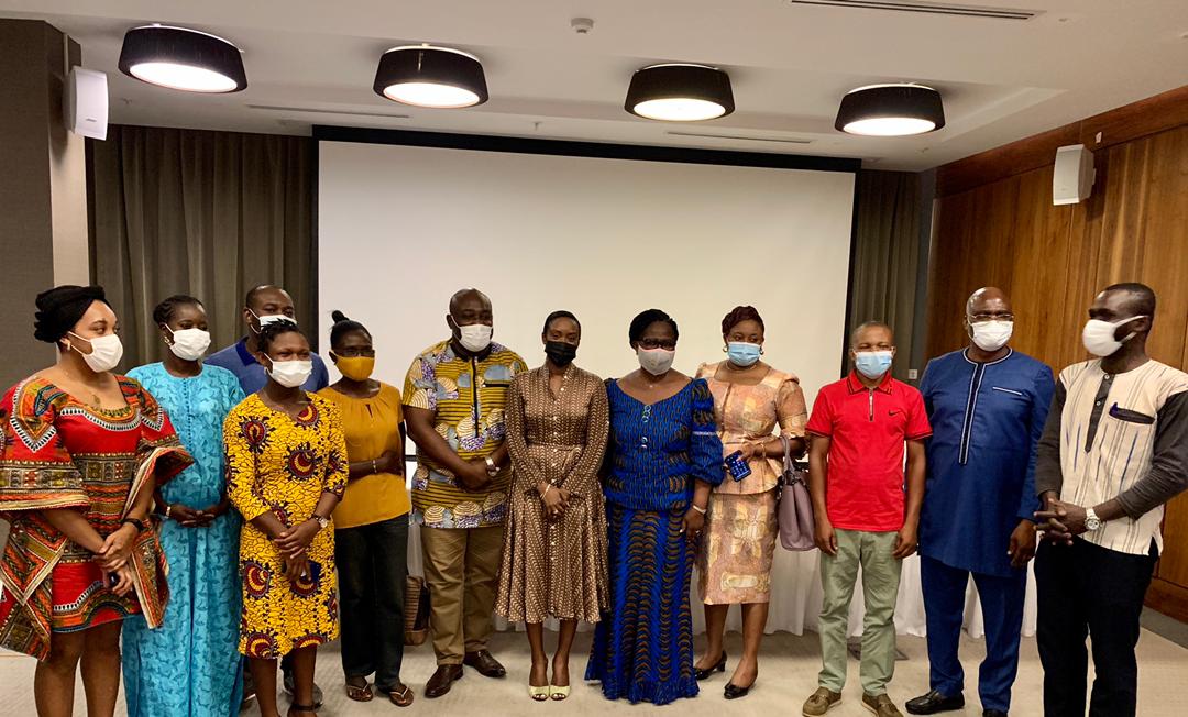 Une délégation de l’UCPO conduite par sa Directrice a effectué une visite au #Togo pour des rencontres d’échanges avec le Ministre de la Santé, la DSME et les Représentants de UNFPA et de USAID et aussi des séances de travail avec les points focaux du PO et l’ensemble des OSCs.