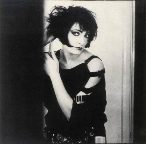 Happy birthday, siouxsie sioux! 