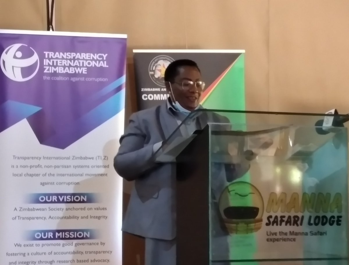 'All in the justice delivery system must uphold the highest standards of integrity in serving justice in order to gain public confidence in the fight against corruption' - @matandamoyo. #NoToCorruption #RefuseResistReport @TIZim_info @nickmangwana @InfoMinZW