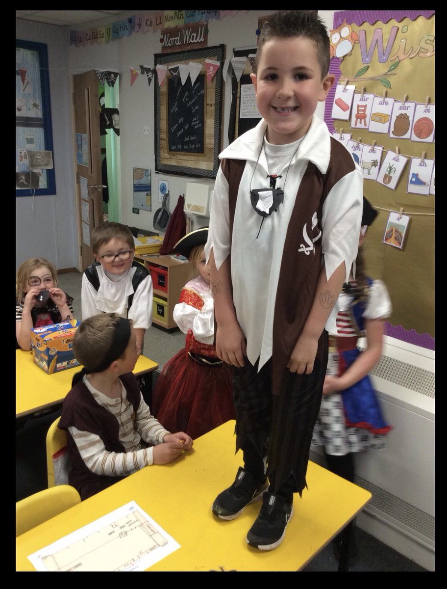 leen_mills's tweet image. Ahoy there! It was fantastic to see the our children enjoying a pirate- themed topic day! The children took part in ship building, treasure hunts, biscuit baking, handprint art and eye patch artwork! #Pirateday #KS1 #topicbasedlearning #curious #creative #confident