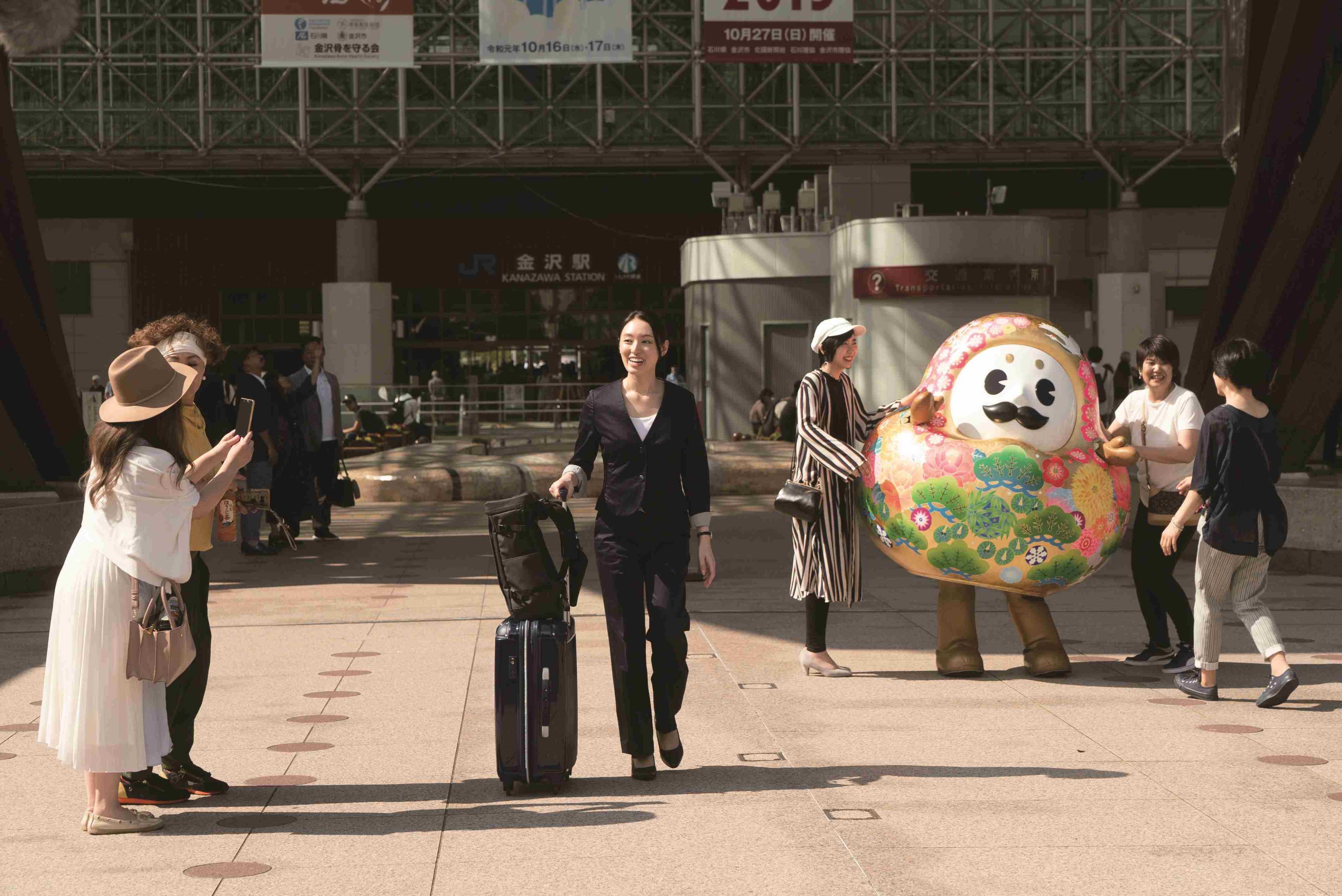 映画 種まく旅人 華蓮のかがやき 公式 大分県の皆様お待たせ致しました 映画 種まく旅人 華蓮のかがやき が明日5月28日 金 より 別府ブルーバード劇場 にて上映スタートします シリーズ1作目の舞台 大分県での上映です 映画館にてご