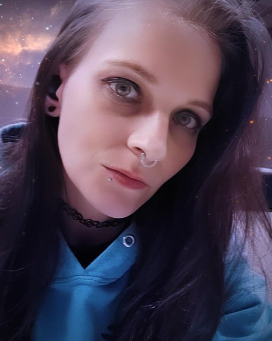 Who's going to sabotage there whole day? Thats me🤣🤷&zwj;♀️😊 https://t.co/x2bI80l8Pf<a href="/tag/onlyfans"class="tags"><span>#onlyfans</span></a>