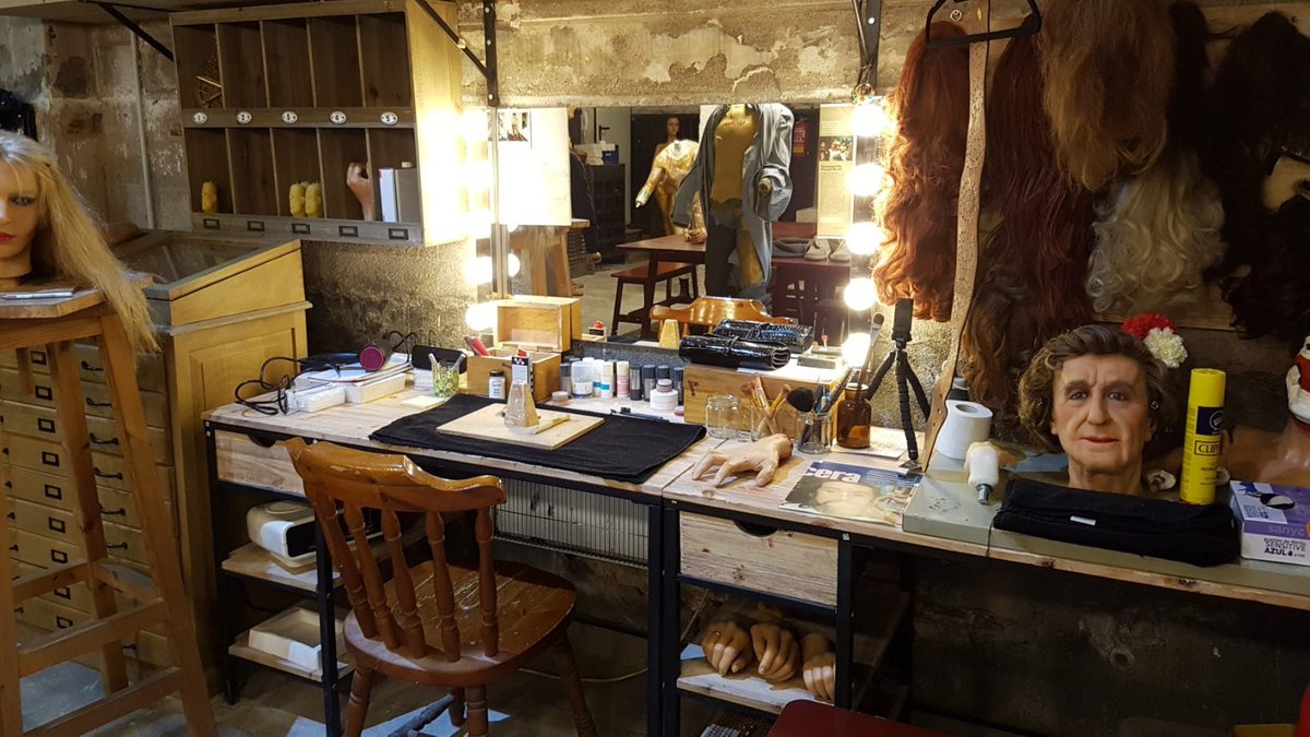 👀 Si vols completar la teva visita i descobrir com es fan les figures de cera i les curiositats més interessants sobre el museu no et pots perdre la visita a l'antic taller 👇 
tickets.museocerabcn.com/ca/564-tickets…