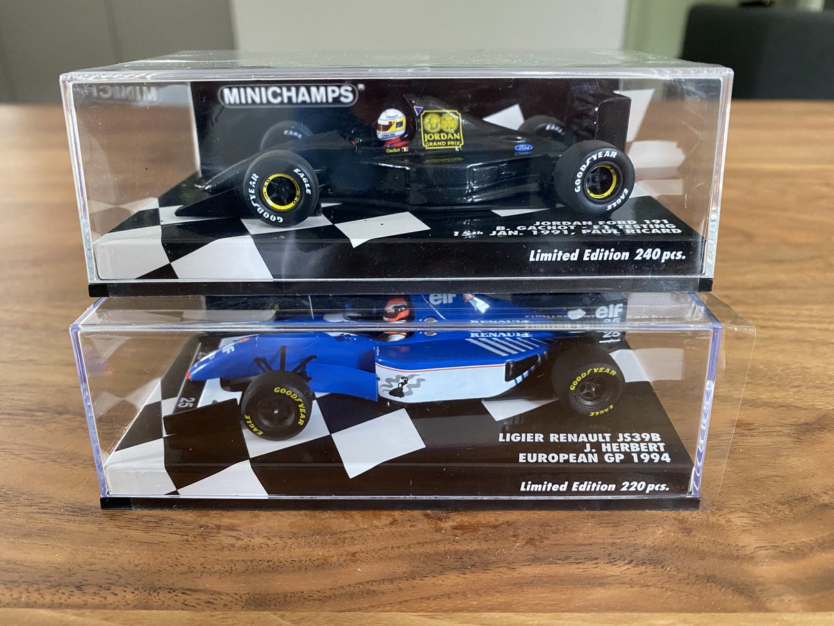 Nibor206's tweet photo. Gelukkig heb ik nog plaats. 😄
#modelauto #hobby #f1 #Indy500 https://t.co/Hy7FufaN87