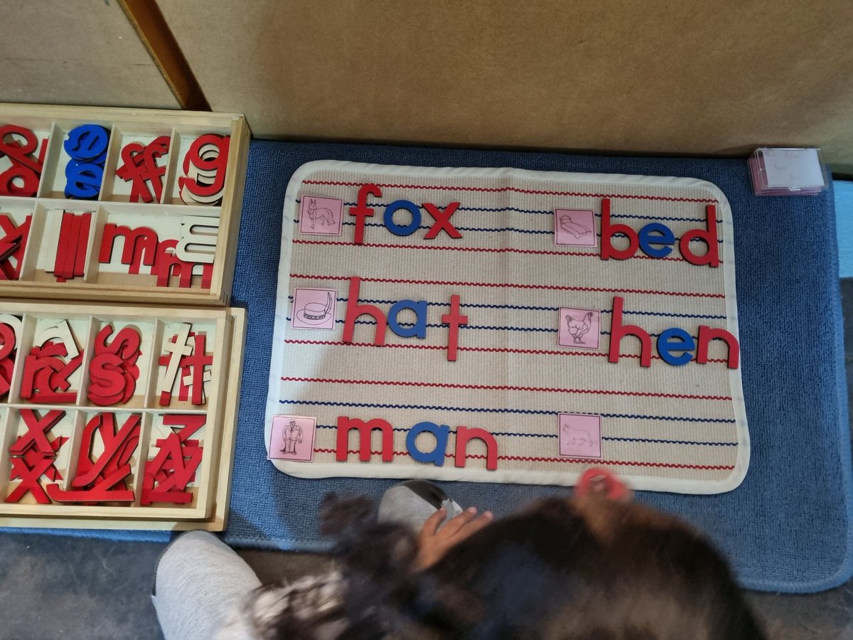 ke_TshegoM's tweet photo. Just another day at the office ❤️
#livelearnlaugh
#montessori https://t.co/ou3B0OwUsh