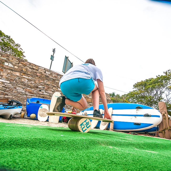 hukubalance's tweet image. How low can you go!

#balancebasics #yoga #fitness #fitnessaddict #crossfit #gym #workout #exercise #pilates #befit #fitnessfreak #bosu #indoboard #golf #mma #fitnesslifestyle #staybalanced #squats #weightlossjourney #active #fitnessmotivation #fit #training #train