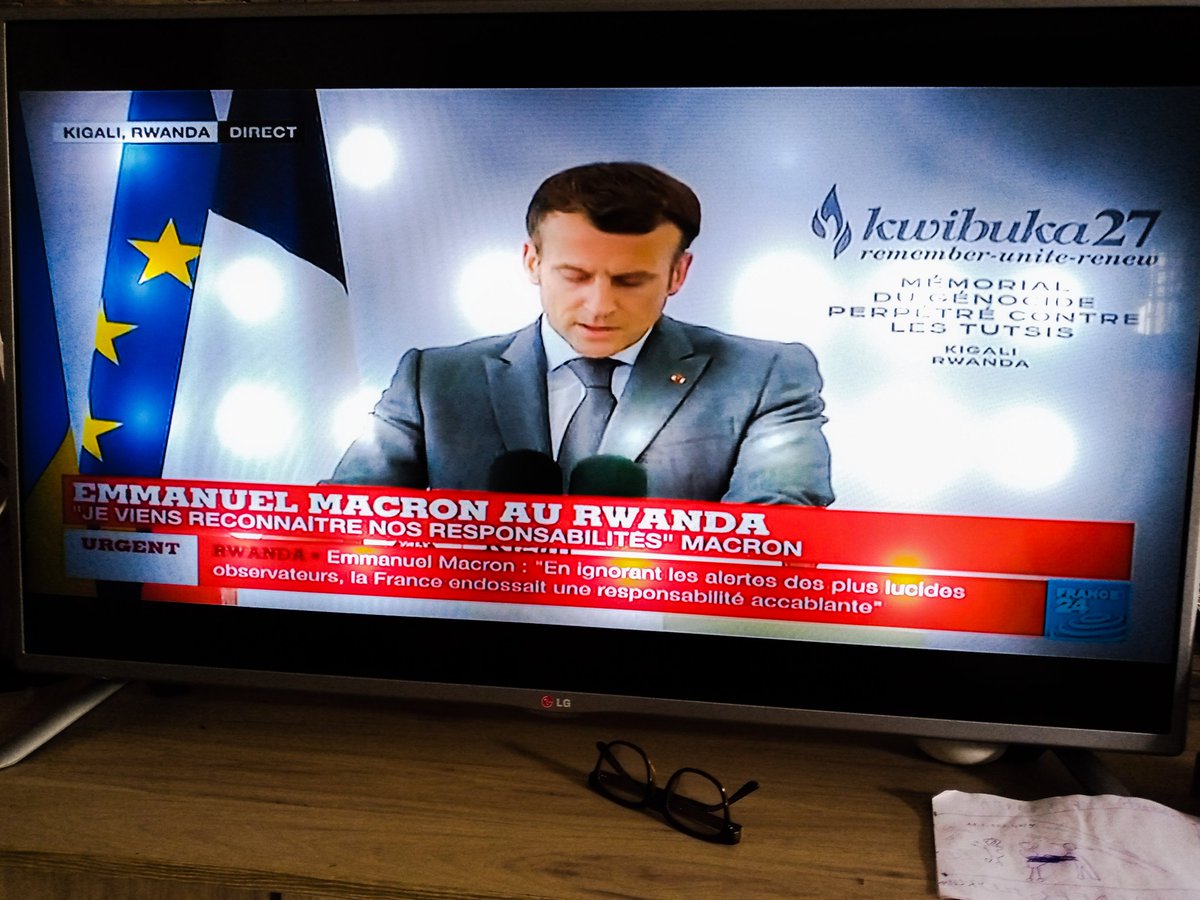 Huinfos's tweet photo. 🛑#Dirct🇷🇼🇨🇵 Kigali: Mais la #France a un rôle, une histoire et une responsabilité politique au Rwanda. Et elle a un devoir! celui de regarder l’histoire en face et de reconnaître la part de souffrance qu’elle a infligée au peuple rwandais ,@EmmanuelMacron au Rwanda @PaulKagame https://t.co/GzFA8QmVm5