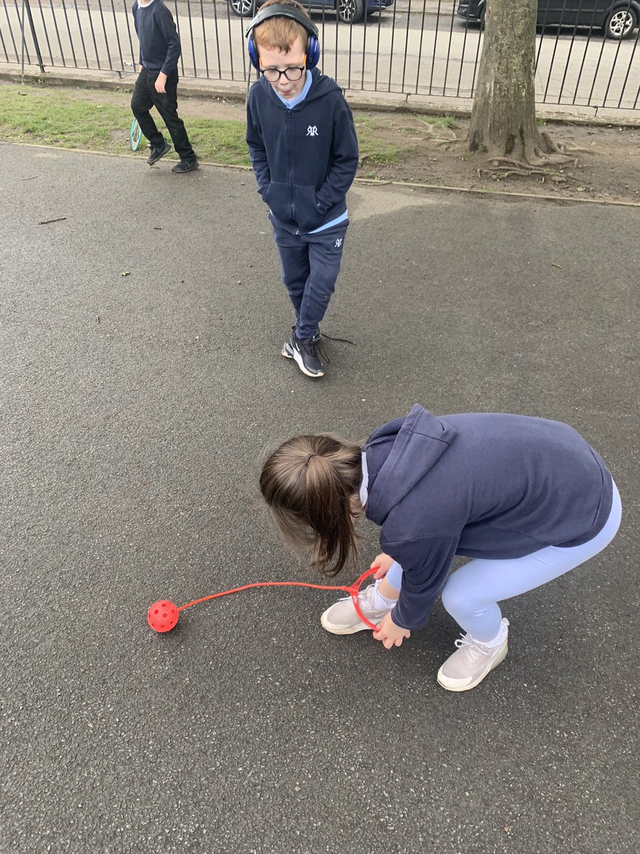 ross_twigg's tweet photo. Another great morning session of active play @ThorntreeHT We love to see the young people enjoying these sessions &amp; eager to participate #fun #active #happyyoungpeople #smilingfaces 😄🏃‍♀️🏸🏀@Jimmy_FARE @ChriskerrF @Actify @Thrive_Outdoors @InspiringSland https://t.co/FMQ8XVcKD4