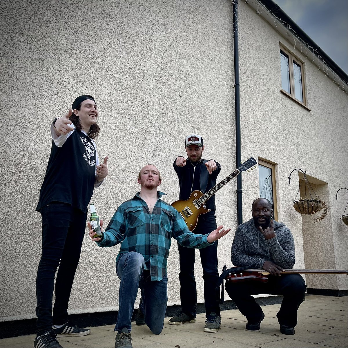 The set is locked 🔒
Transitions are loaded 💪🏼
We are SOOOO ready for tomorrow's gig 🔥🤘🏻

We make our debut at <a href="/archesvenue/">arches venue coventry</a> Coventry. We'll be storing the entire event so you can all hang with us too 😘

LET'S GO!!!⚡🖤

#electricblack #archescoventry #livemusic #rocknroll