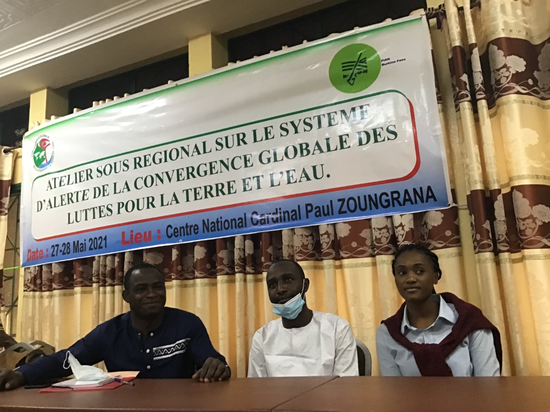 today mark the first day of training workshop on the alert system of the Global Convergent of the struggle for land and water.@fianburkina <a href="/FIANista/">FIAN International</a> @CGLTE @COASP <a href="/GRAIN_org/">GRAIN</a>