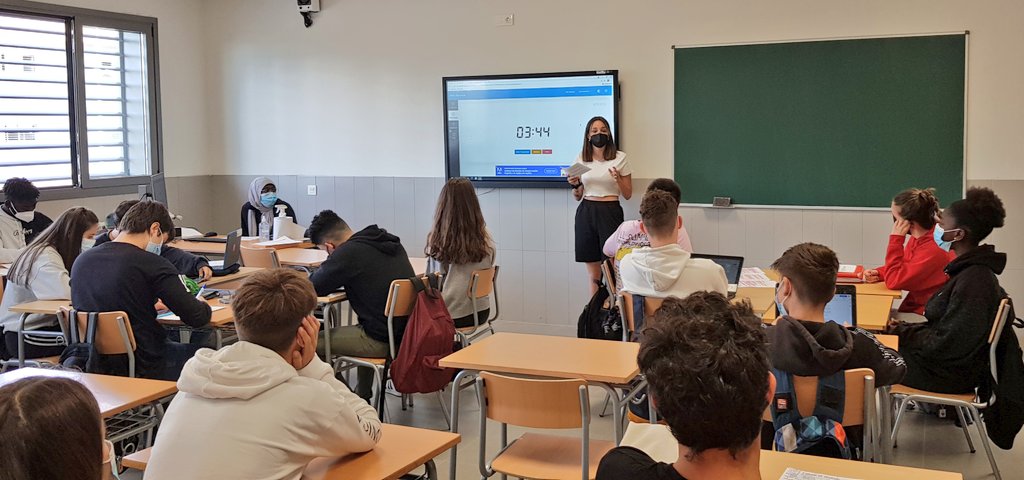 IESCLARACR's tweet image. Enhorabuena a nuestros y nuestras estudiantes y docentes de Oratoria por el trabajo realizado. Hoy se ha celebrado la final por cursos del torneo interno de debates. Tanto los temas como el desarrollo de las pruebas no han podido ser más interesantes
👏🏻👏🏻👏🏻👏🏻👏🏻👏🏻👏🏻