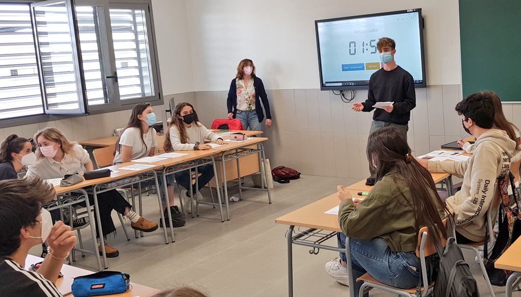 IESCLARACR's tweet image. Enhorabuena a nuestros y nuestras estudiantes y docentes de Oratoria por el trabajo realizado. Hoy se ha celebrado la final por cursos del torneo interno de debates. Tanto los temas como el desarrollo de las pruebas no han podido ser más interesantes
👏🏻👏🏻👏🏻👏🏻👏🏻👏🏻👏🏻