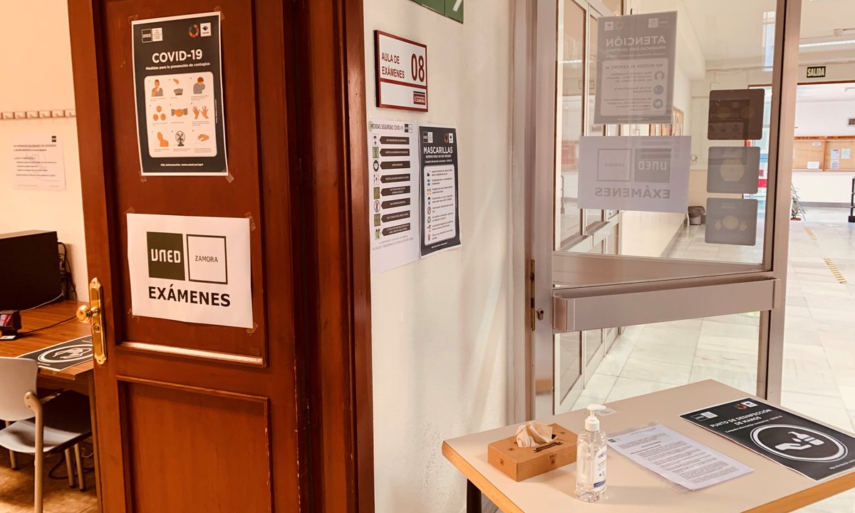 UNEDZamora's tweet photo. 🎓 Hoy han comenzado los exámenes los estudiantes de Acceso a la Universidad para Mayores de 25 y 45 años. 🧑🎓👨🎓
🤞🍀 ¡Desde #UNEDZamora os deseamos Mucha Suerte! 🍀🤞
#Zamora #UNED #unedianos #somosUNED #QueNadaTeFrene #UNED2030 #EstudiaEnLaUNED #CAD #CursodeAcceso #SeAdaptaAti https://t.co/2up94asOdO