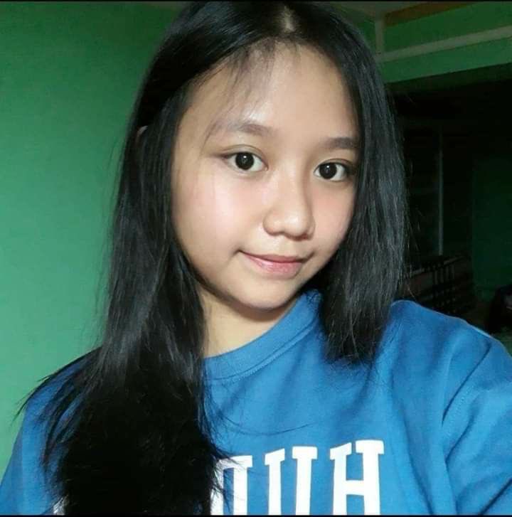 nslwin's tweet photo. 17-years-old MA SU THWE EAIN, a high school student, was abducted by SAC Terrorist Group from her house on Martyrs Street, Shwe Nant Thar Ward in BAHAN, Yangon on May 26 at 5am. She is currently being held at Bahan Police Station.

#May27Coup #WhatsHappeningInMyanmar https://t.co/T0WB6DNnN4