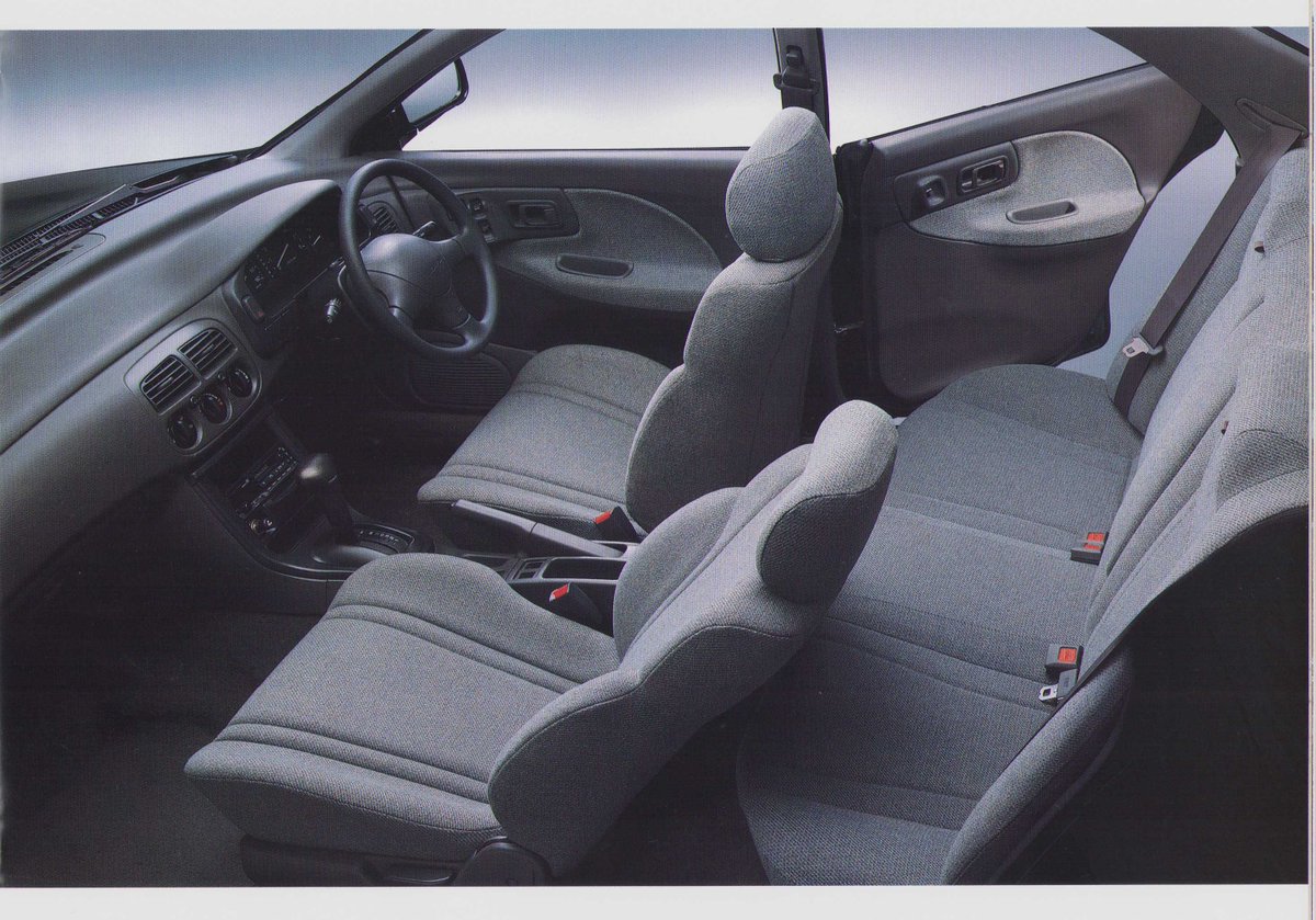 自動車カタログ Twitter Search