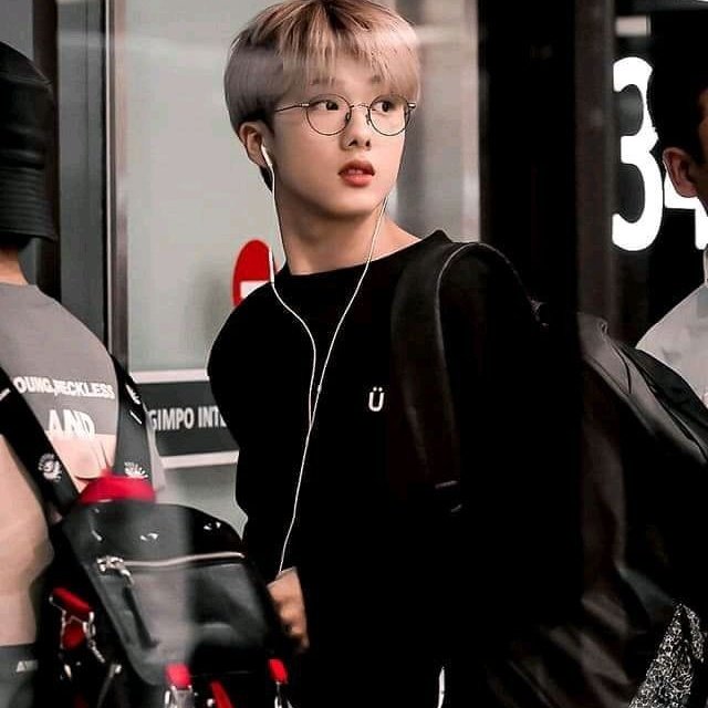 #roleplayerindonesia
Gw devan , fambestan ga?
Kuyy fb