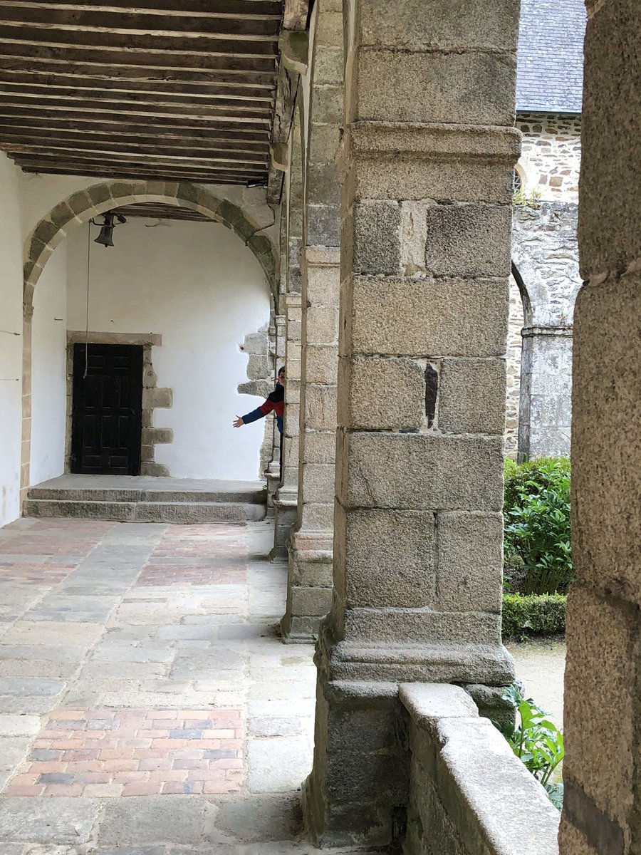 marclemeur's tweet photo. Abbaye Saint-Magloire fondée par Nominoë au IXe siècle #lehon #bretagne #abbaye https://t.co/AsmbyNM7Mp