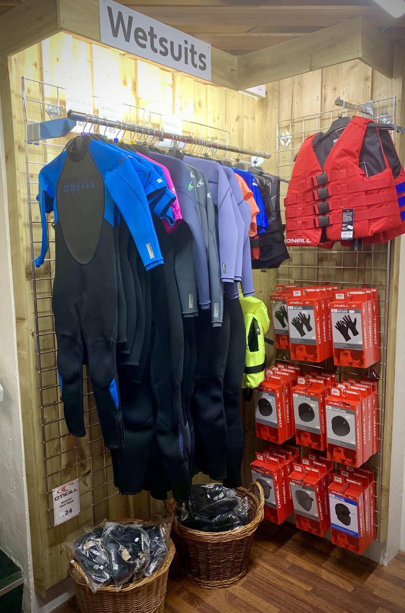ullapoolOutdoor's tweet image. The weather forecast for the weekend is looking glorious! Perfect timing to grab a wetsuit and head to the beach!

bit.ly/3hXKfco

#wetsuits #oceanlovers #outdoorclothing #beachlife
