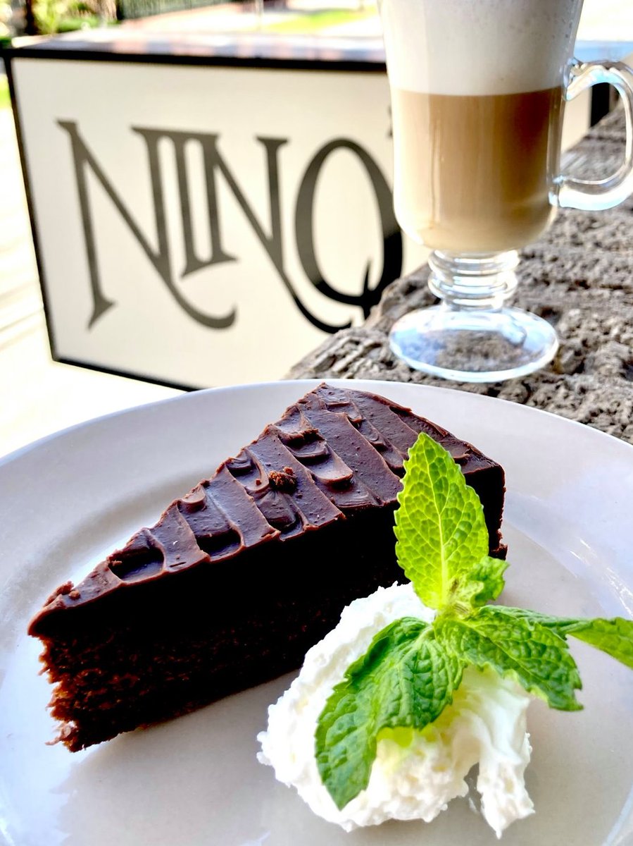 EventsNVG's tweet photo. Treat Yourself #Thursday!
Escape to our #Italian village &amp; treat yourself to much deserved #selfcare w/our featured rich, flourless #Chocolate Decadence #dessert.

Relax on our #patio w/your fave #wine or #cappuccino.
#DineIn or #TakeUsToYourTable w/#Curbside #ToGo or #Delivery. https://t.co/Dve2PahCYh