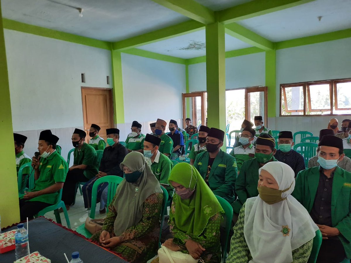 Putaran ke Lima Pra - Konferensi Cabang (Konfercab) PC GP Ansor Blora di Zona 3 (Kecamatan Kradenan, Randublatung dan Kecamatan Jati). Kamis (27/05/2021)
Bertempat di Gedung MWC NU Randublatung 
Membahas Materi Konfercab XIII @GpAnsorBlora
#AnsorBlora #BanserBlora