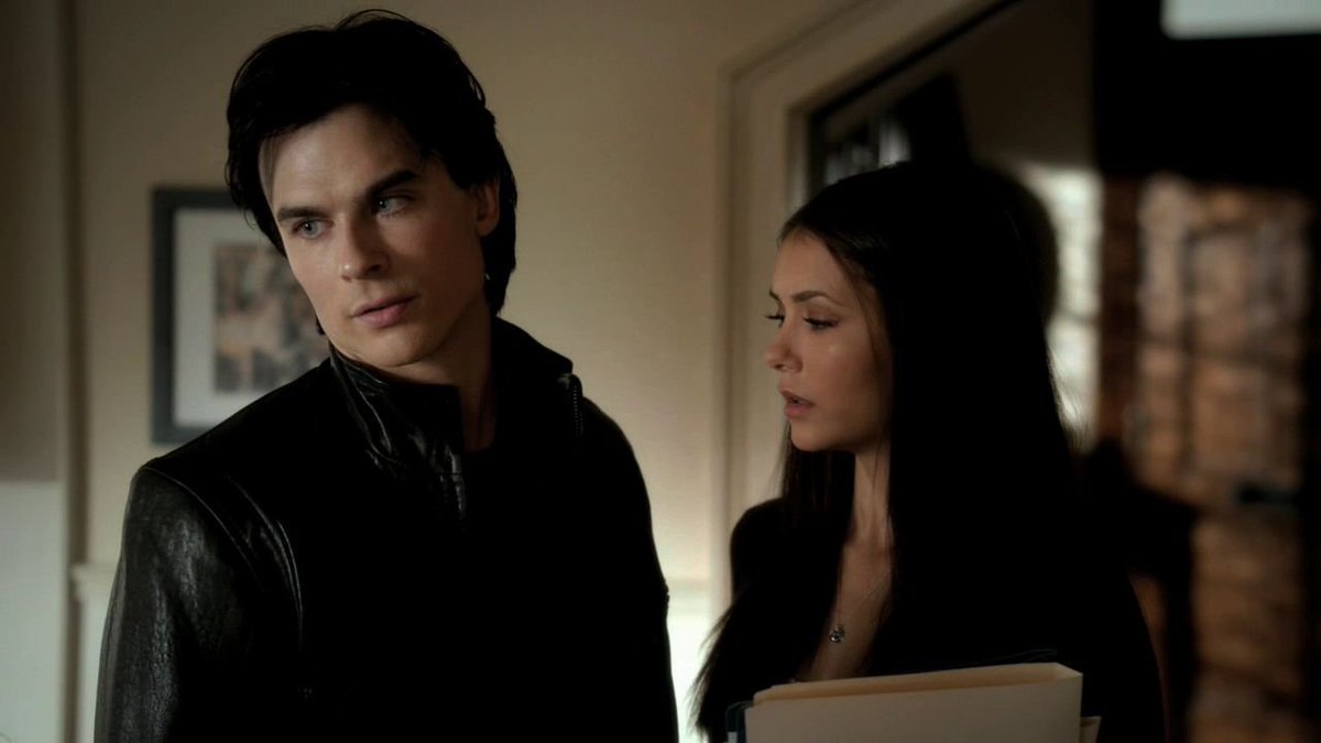 hqdelena's tweet photo. We kissed now its awkward https://t.co/s7KwkhrsNp