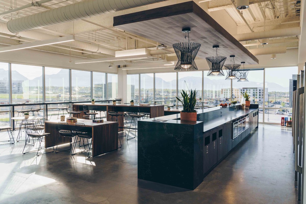 STACK_RE's tweet photo. A beautiful morning to get cranking! Today’s breakfast break room located in @LendingClub’s Lehi Offices! 

#STACKRealEstate #officespace #breakroom #officedesign #siliconslopes #utahtech #utahrealestate #coffeebreak #morningvibes https://t.co/qlhNFnMoRB