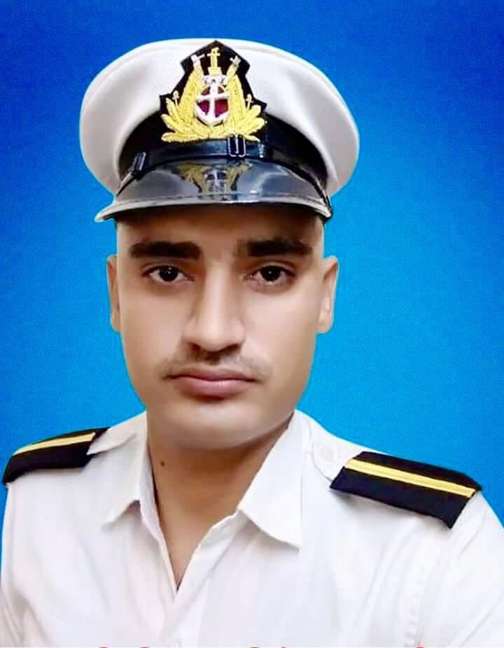 ONGC के बार्ज P-305 जहाज पर तैनात सीकर जिले के गोमावली गांव के मर्चेंट नेवी के जवान विजय सिंह भावरिया जी के चक्रवात ताऊते के दौरान अरब सागर में जहाज दुर्घटनाग्रस्त होने से हुए निधन की खबर अत्यंत दुखद है,ईश्वर दिवंगत आत्मा को शांति व परिजनों को इस मुश्किल समय मे संबल प्रदान करें।