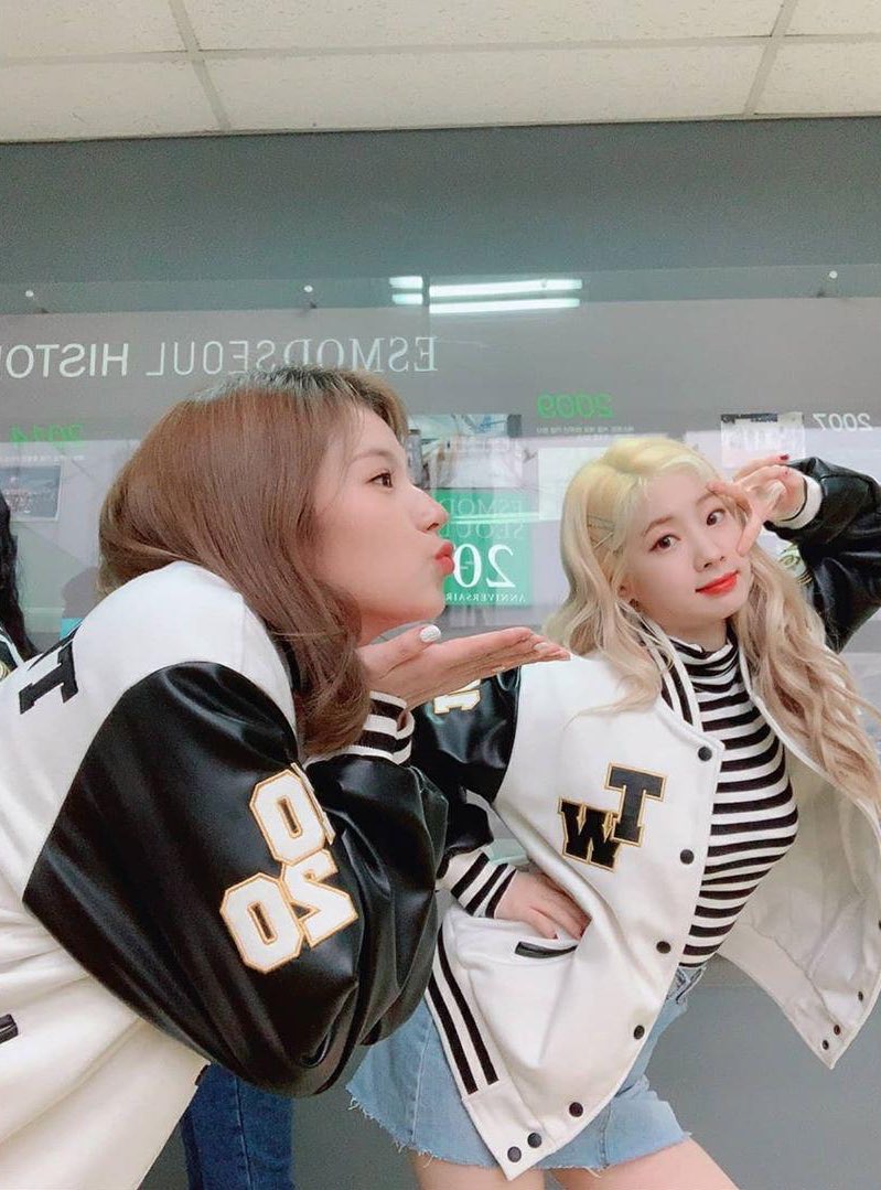 happy birthday to sana's soulmate! she is a vocalist, a composer, a dancer, a rapper, a pianist, a guitarist etc. she is a REAL all rounder and we love her so much. thank you for being born our tofu 💜 #QueenDAHYUNDay