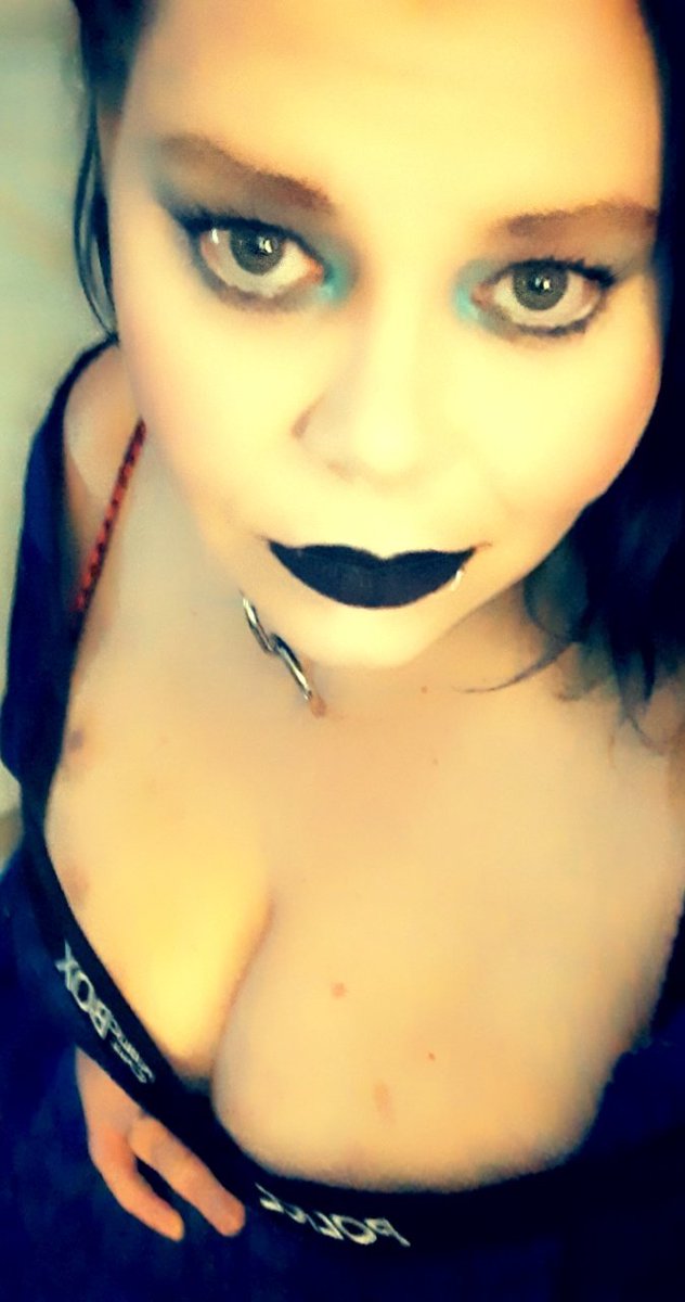 ragdollcassie's tweet photo. #bbw #thick #kink #sexwork #bbwgoth #bbwgothchick #BBWGODDDESS #bbwdomme #bbwsub #bbwswitch #bbwhottie #thickwhitegirls https://t.co/j04Y7mTlco