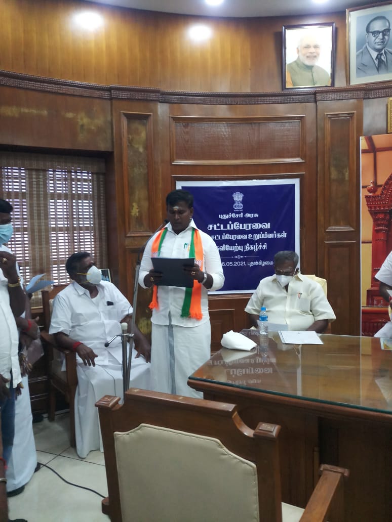 Sunder25853026's tweet photo. @AKSaiJSaravanan oath as a Member of Legislative Assembly for #Oussudu constituency on the presence of Hon'ble Speaker in #Puducherry Assembly.
@narendramodi @JPNadda @blsanthosh
@arjunrammeghwal @rajeev_mp @CTRavi_BJP @LGov_Puducherry @DrTamilisaiGuv
@BJP4India @BJP4Puducherry https://t.co/MgtO8qeWGG