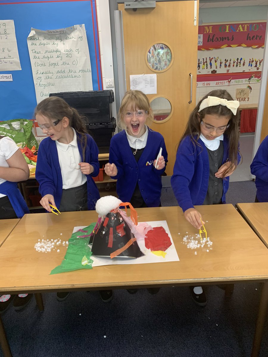 MissMellors's tweet photo. What an amazing afternoon we had with Lab Rascals! 👩🏽‍⚕️@DeltaCraven https://t.co/siQOxpdFwX