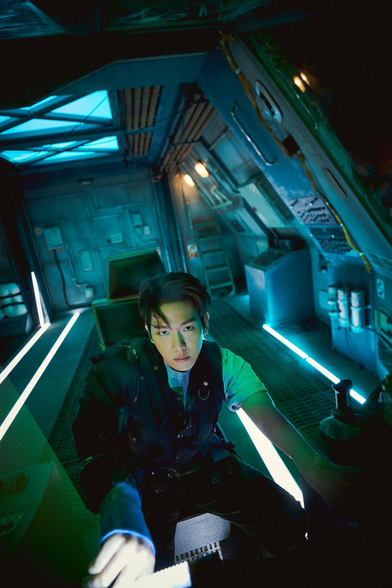 EXOXOXOID_'s tweet photo. EXO Special Album [DON'T FIGHT THE FEELING]

▫️2021.05.28 EPISODE 02. ONE GIANT LEAP - BAEKHYUN

https://t.co/ocud8SpDLH
https://t.co/4BNxVOSJAv

#DONT_FIGHT_THE_FEELING 
#EXO #엑소 #BAEKHYUN #백현 #변백현
@weareoneEXO @B_hundred_Hyun https://t.co/my4VuqTcFq
