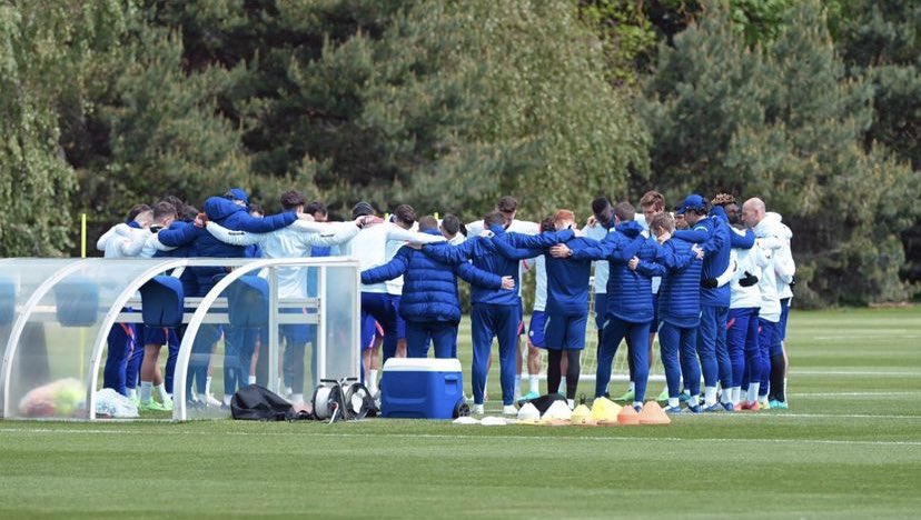 E2Z3wJgX0AABPbF?format=jpg&name=900x900