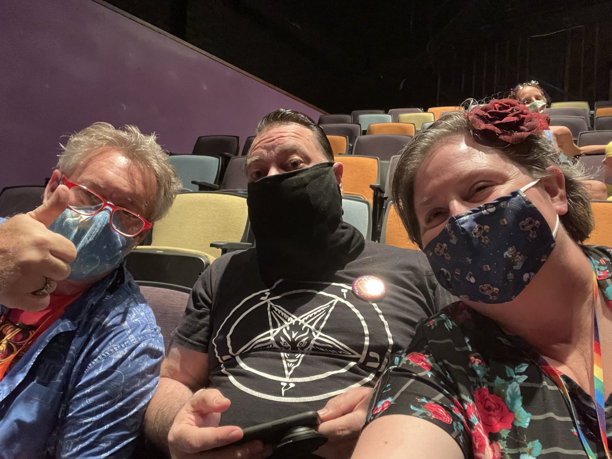 puglife52's tweet photo. Wed night @OrlandoFringe #ofringe30 #hexedshow #moon https://t.co/O66QJXOB7f