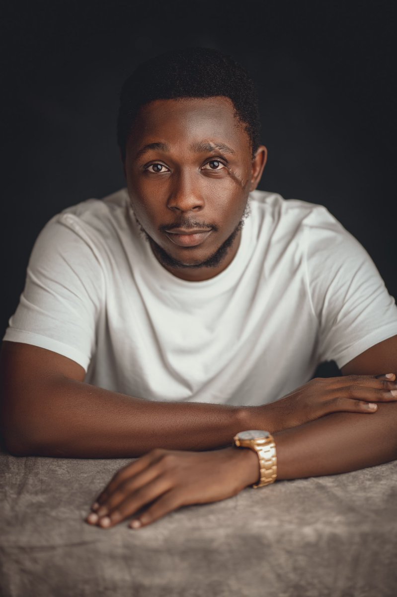 KashFaje's tweet photo. I finally have a good portrait of myself. Black boy pride. https://t.co/OCeMGN7LPS