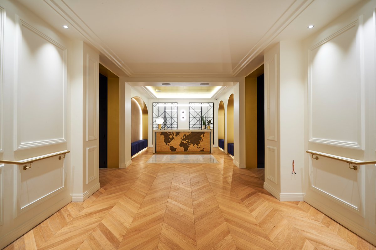 styliqueParis's tweet photo. The new Luxury Hotelschool campus has been completed on the Boulevard Haussmann. Our @Styliqueparis team worked with the architect Maksymilian Sierocki on this project, which combines finesse and the expertise in joinery. Many thanks to all the team.#fitout #designandbuild #luxe https://t.co/7N5nFmXTYp