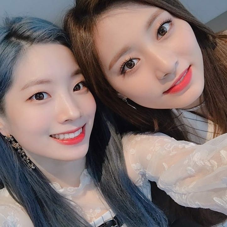HOURLYTZY's tweet photo. HAPPY BIRTHDAY dear DAHYUN !! ❤️
Our wish is for you to always be happy and healthy. Hope this special day be full of joy and celebration 🎂

#HappyDAHYUNDay
#QueenDAHYUNDay
#찬란한_그대_바로_김다현 
@JYPETWICE https://t.co/mQdUE1xq2K