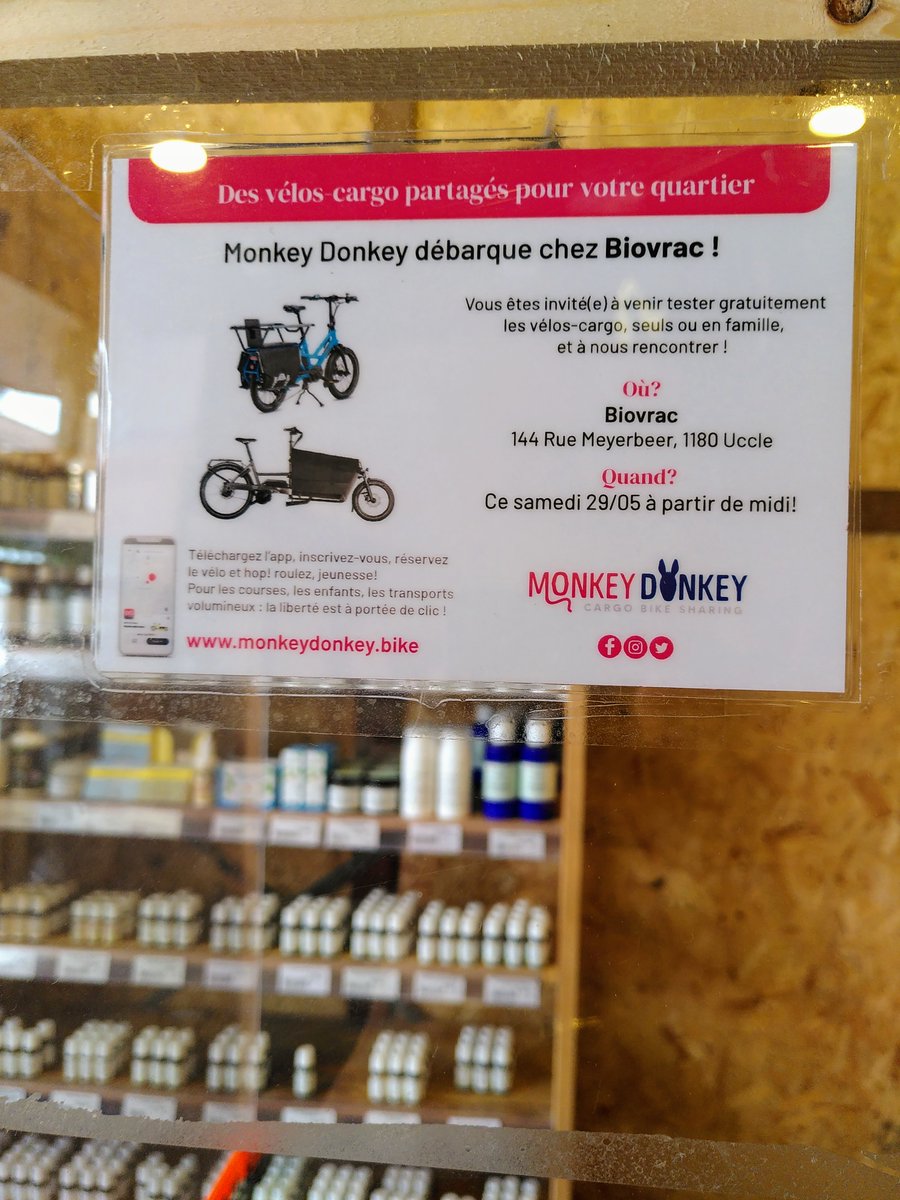 MonkeyDonkeyBXL's tweet photo. J-1 🔥🔥🔥
On y est: Sam (et Charlie) vous attendent chez Bio Vrac. Passez leur dire bonjour!
A demain! https://t.co/QcjrqwRzqH
#RentYourFreedom #PhaseTest #ChaudsBoulette https://t.co/nKYNqA8fPs