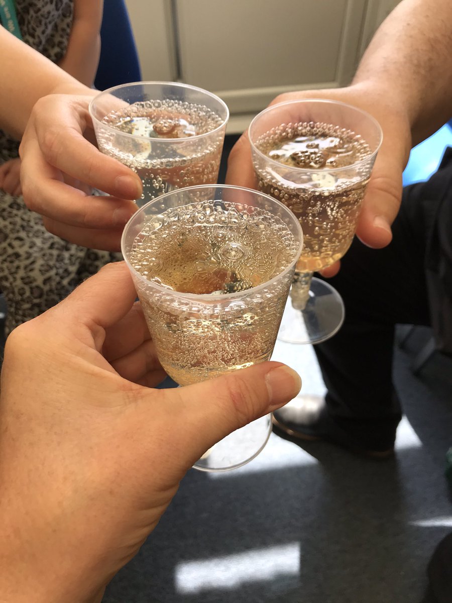 RachaelBrow1's tweet photo. Lovely special day in work today as I step down from my current role to flexi retire! Proud to have been part of such an amazing team and overwhelmed with the beautiful cards and gifts I have received 🙏🙏#timeoff #partime #teamWHH #thanks 🥂💐🥂@Kimberley_S_J @WHHNHS https://t.co/PyNqBqEzXG