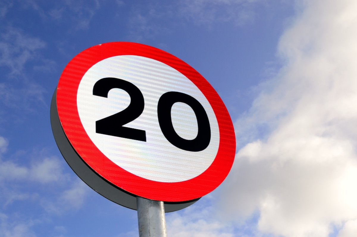 Pleased to report that all vehicles were travelling to the correct speed limit today on Blacon Point Road.

Checks were completed during school pick up times outside of Highfield Primary School. 

Thanks to the local residents for keeping to the speed. 👍

#roadsafety
