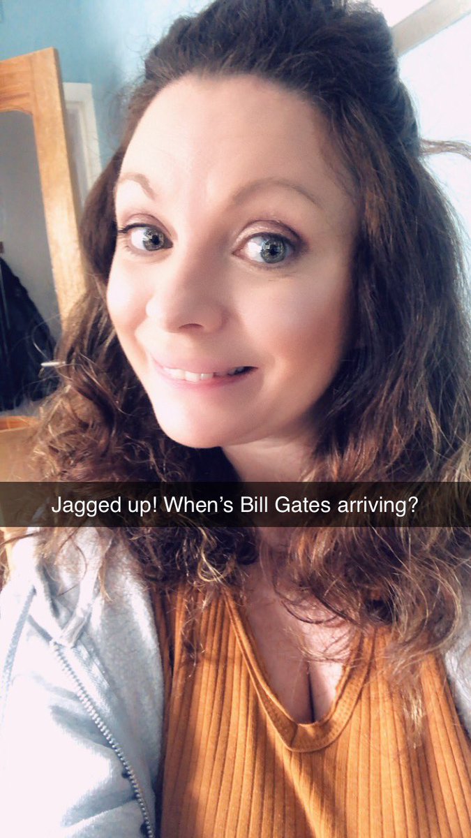 weenixxx's tweet image. #vaccine #covidproof #deathproof 🤣🤣🤣